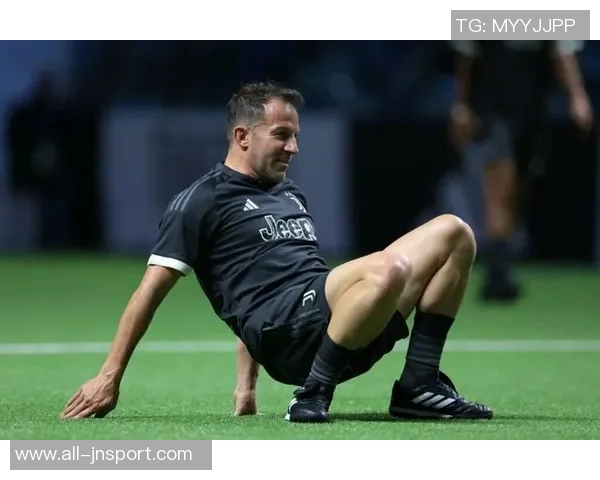 尤文博物馆盛大举办皮耶罗艺术展览展出雕塑画作及特别版球衣