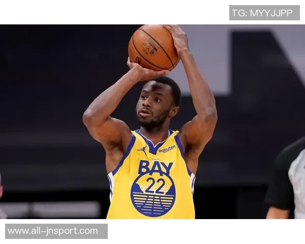 加兰表现平平9投5中三分球命中率50贡献12分1助攻但正负值惨淡32