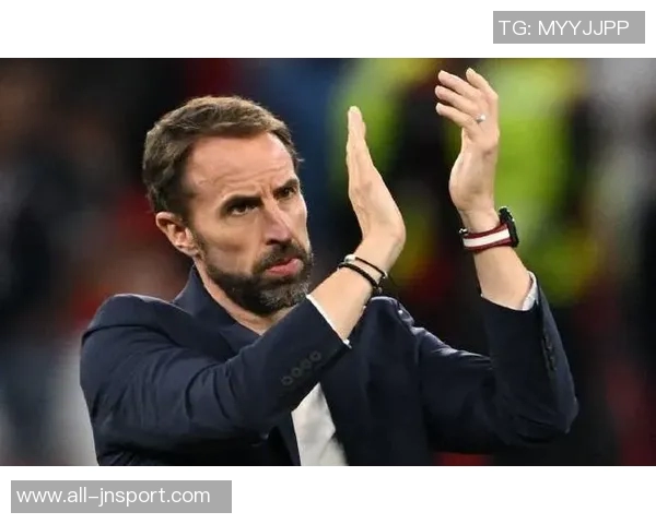 曼联引入霍兰德担任助教或为索斯盖特上任铺路的深层解析